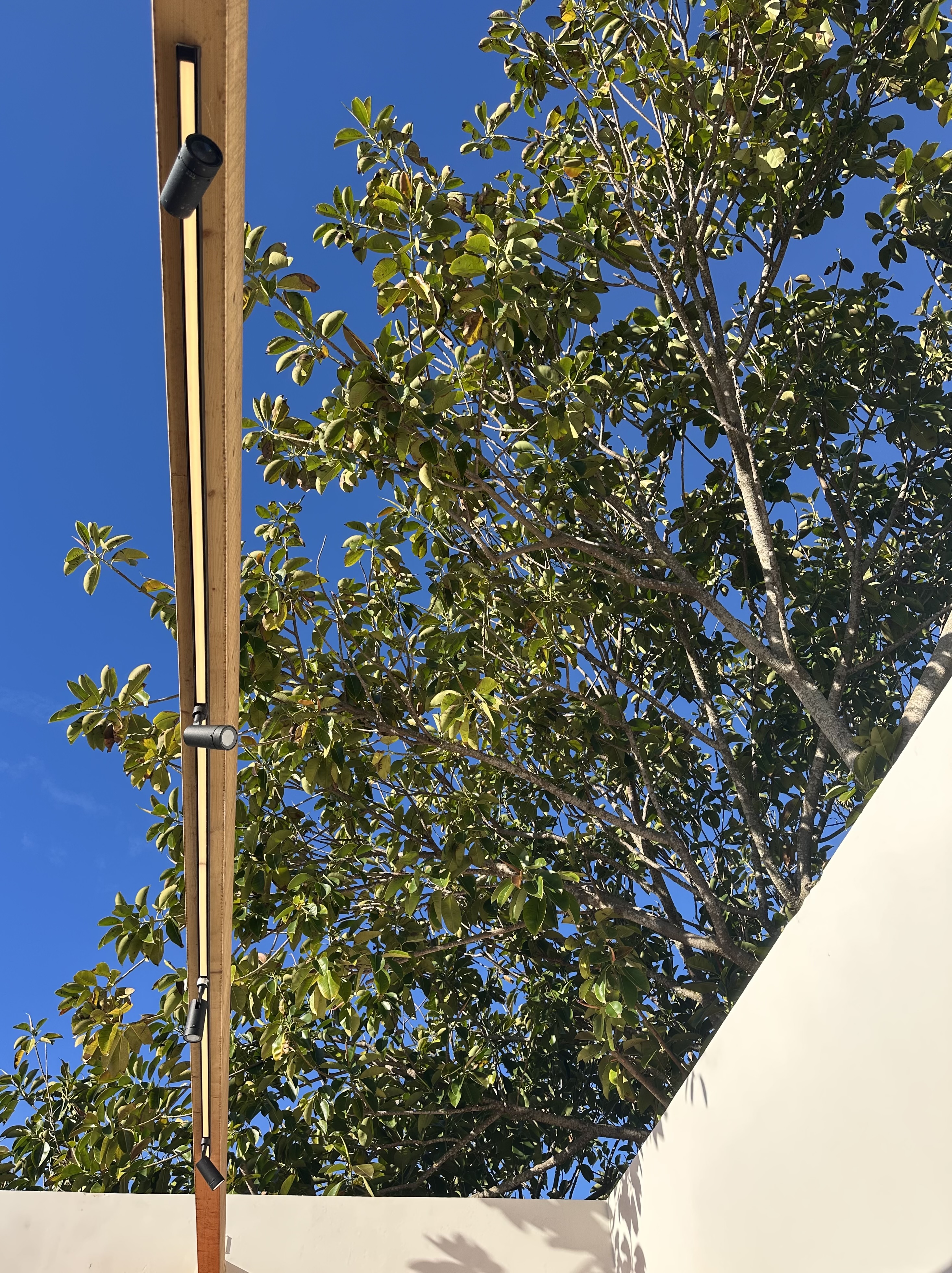 Outdoor Tracksystem Simes
